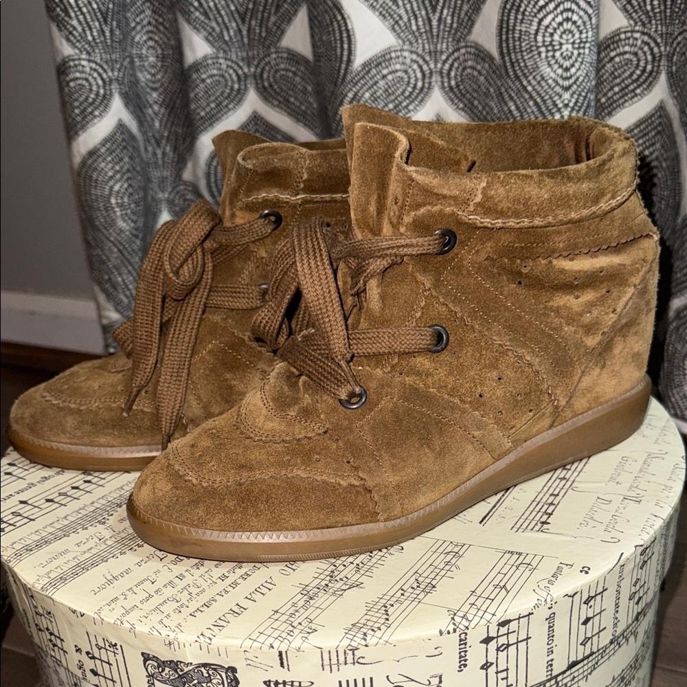 Isabel Marant Bobby Suede High Top Sneakers SZ 39